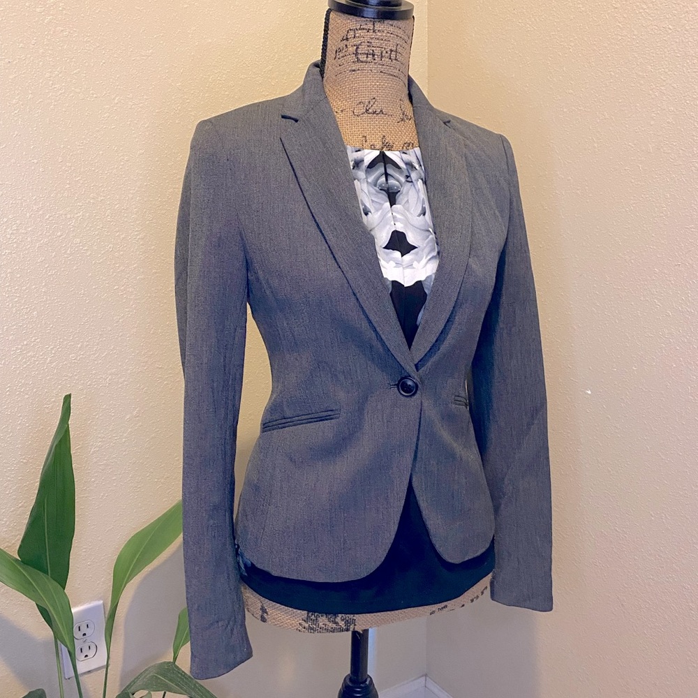 Grey blazer suit jacket